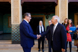السيد رئيس الحكومة يستقبل الممثل الأعلى للاتحاد الأوروبي للشؤون الخارجية والسياسة الأمنية