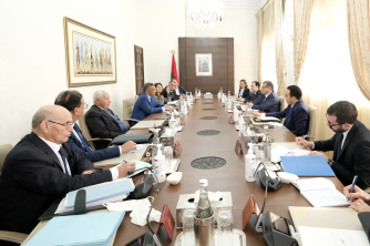 الحكومة والنقابات الأكثر تمثيلية يتفقون على منهجية الحوار الاجتماعي
