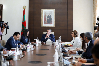 رئيس الحكومة يترأس اجتماع عمل حول إنعاش القطاع السياحي والاستعدادات الجارية لاستقبال الموسم السياحي 