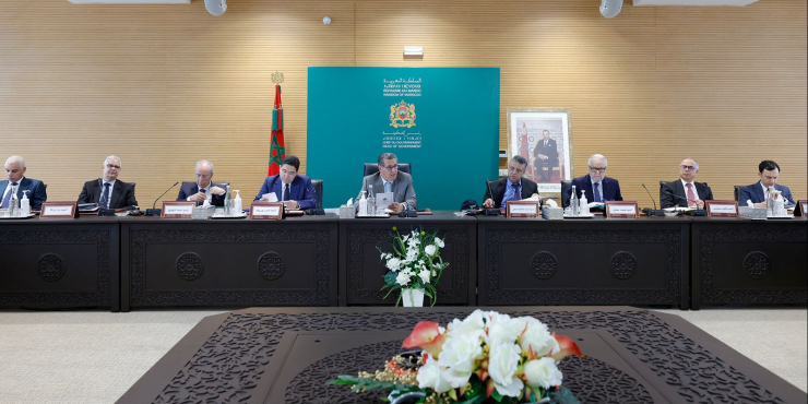 Le Chef du gouvernement préside la 10-eme réunion de la Commission ministérielle chargée des Marocains résidant à l’étranger et des affaires de la migration