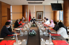 رئيس الحكومة يستقبل وفدا عن ائتلاف"المناصفة دابا" رئيس الحكومة يستقبل وفدا عن ائتلاف"المناصفة دابا"