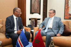 Le Chef du gouvernement s’entretient avec le Premier ministre de la République de Cabo Verde
