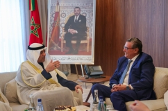 السيد رئيس الحكومة يعقد مباحثات مع الأمين العام لمجلس التعاون لدول الخليج العربية