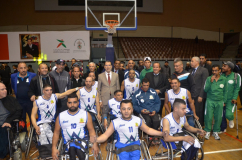 Le Chef du gouvernement remet la Coupe du trône de basketball aux personnes à besoins spécifiques