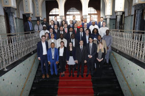 Le Chef du gouvernement reçoit une délégation de la Fédération mondiale de la jeunesse démocratique  